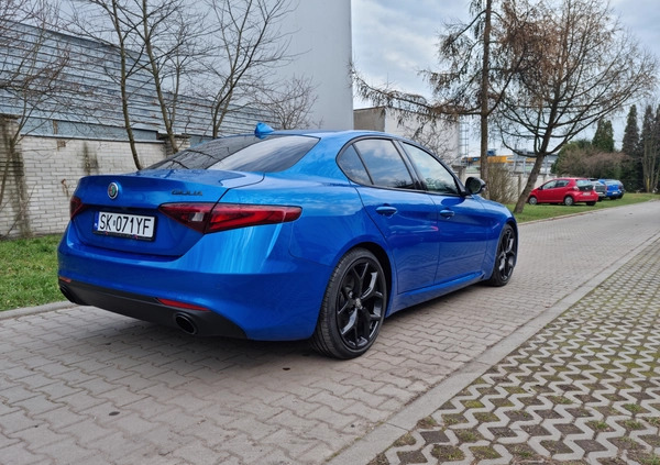 Alfa Romeo Giulia cena 129999 przebieg: 25000, rok produkcji 2020 z Katowice małe 92